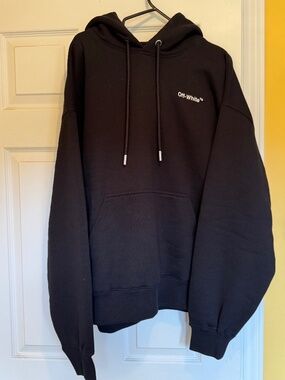 2013 Black OFF-WHITE Sweater 👋